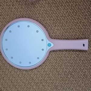 NIB Kim Chi Hand Held Mirror with LED Lights